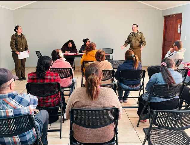 Carabineros de San Felipe coordina trabajo comunitario con juntas de vecinos